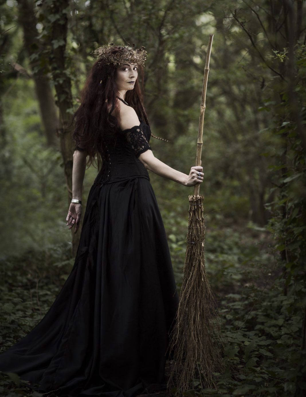 Photography by Ange Harper Model- The Druidess Of Midian, Alice Hoffman, Enchanted Living Magazine