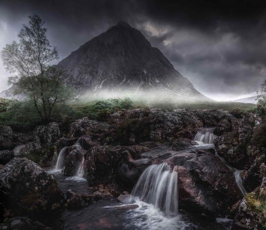 Enchanted Waters Signe Pike Photography by Mark Callander