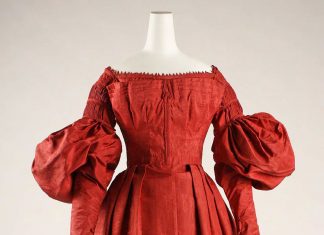 Dress, circa 1837, American. Silk. The Metropolitan Museum of Art, New York, Rogers Fund.