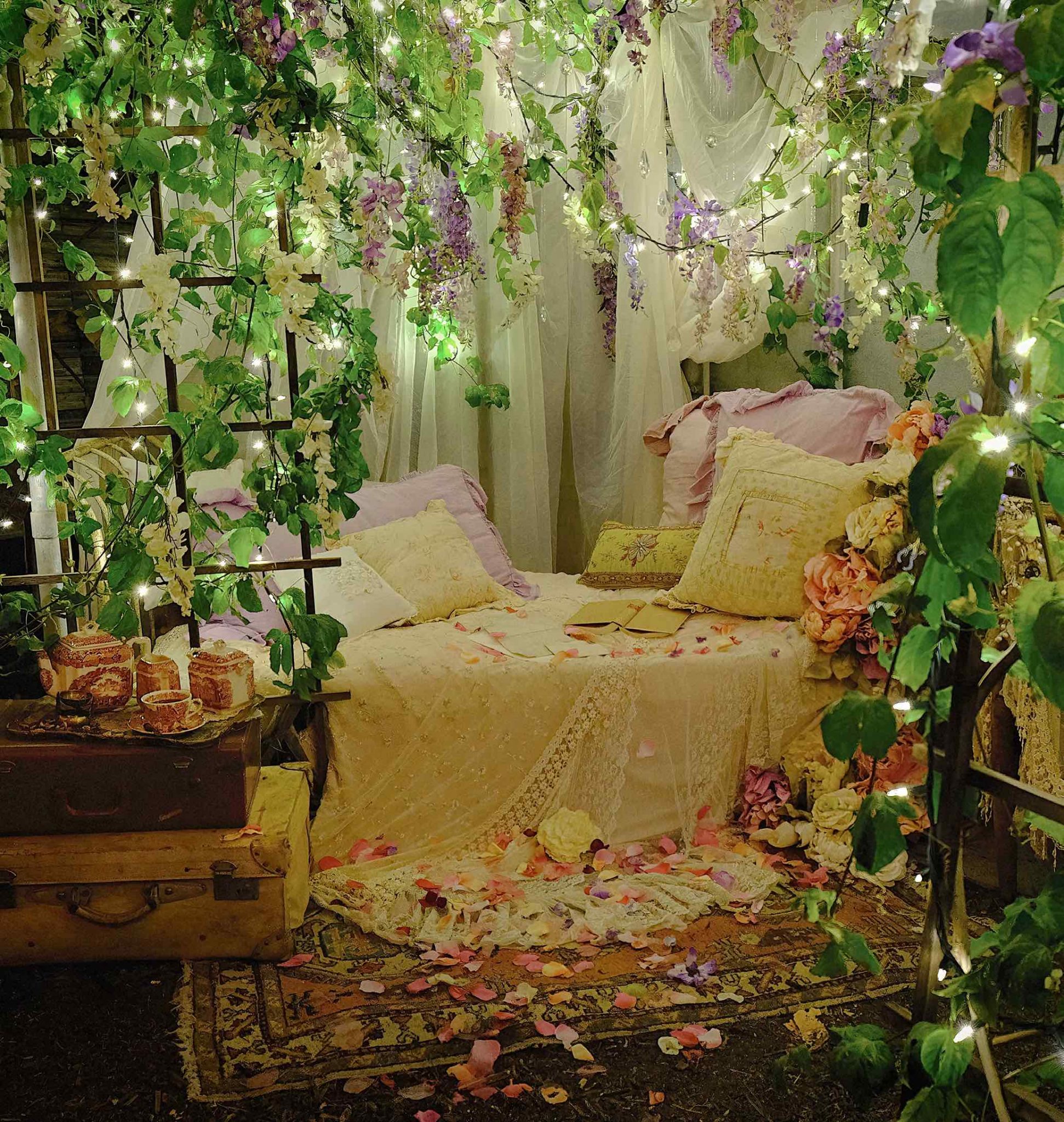 Glamorous Faerie Queen Sanctuaries – Enchanted Living Magazine