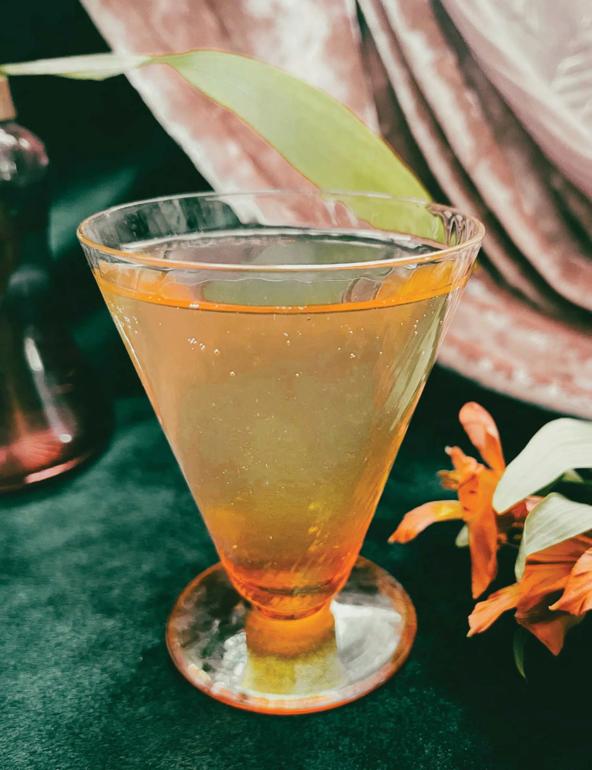 COCKTAIL À LA MER: A magical beauty cocktail with licorice root, star anise, coconut nectar, and sparkling water.